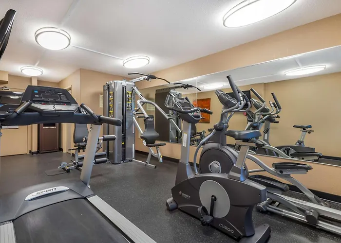 Best Western Strathmore Inn